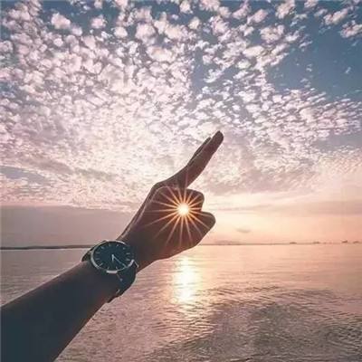 古装剧里的头饰是怎么做出来的？2分钟视频带你了解“花丝镶嵌”老手艺